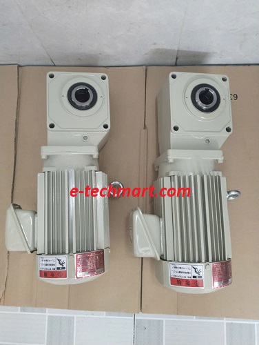 Motor giảm tốc cốt âm Sumitomo RNYM1-1320-15