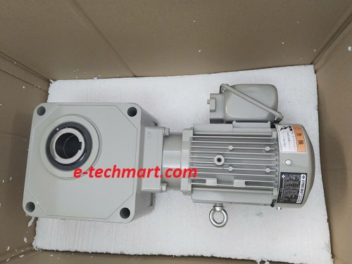 Motor giảm tốc Sumitomo cốt âm 3 pha 380V RNYM1-1530-240